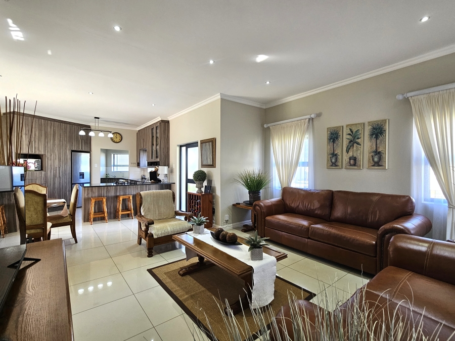 3 Bedroom Property for Sale in Marina Martinique Eastern Cape